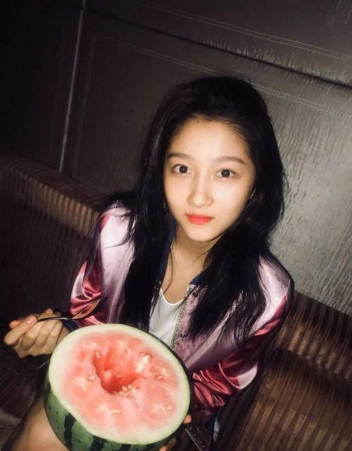 当吃瓜吃到头发,揭秘娱乐圈那些鲜为人知的幕后故事