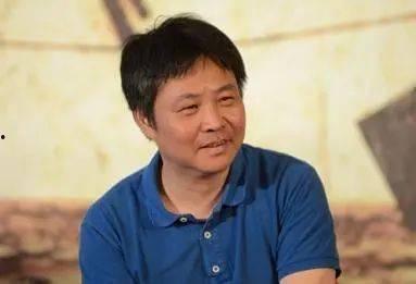 余华采访吃瓜事件